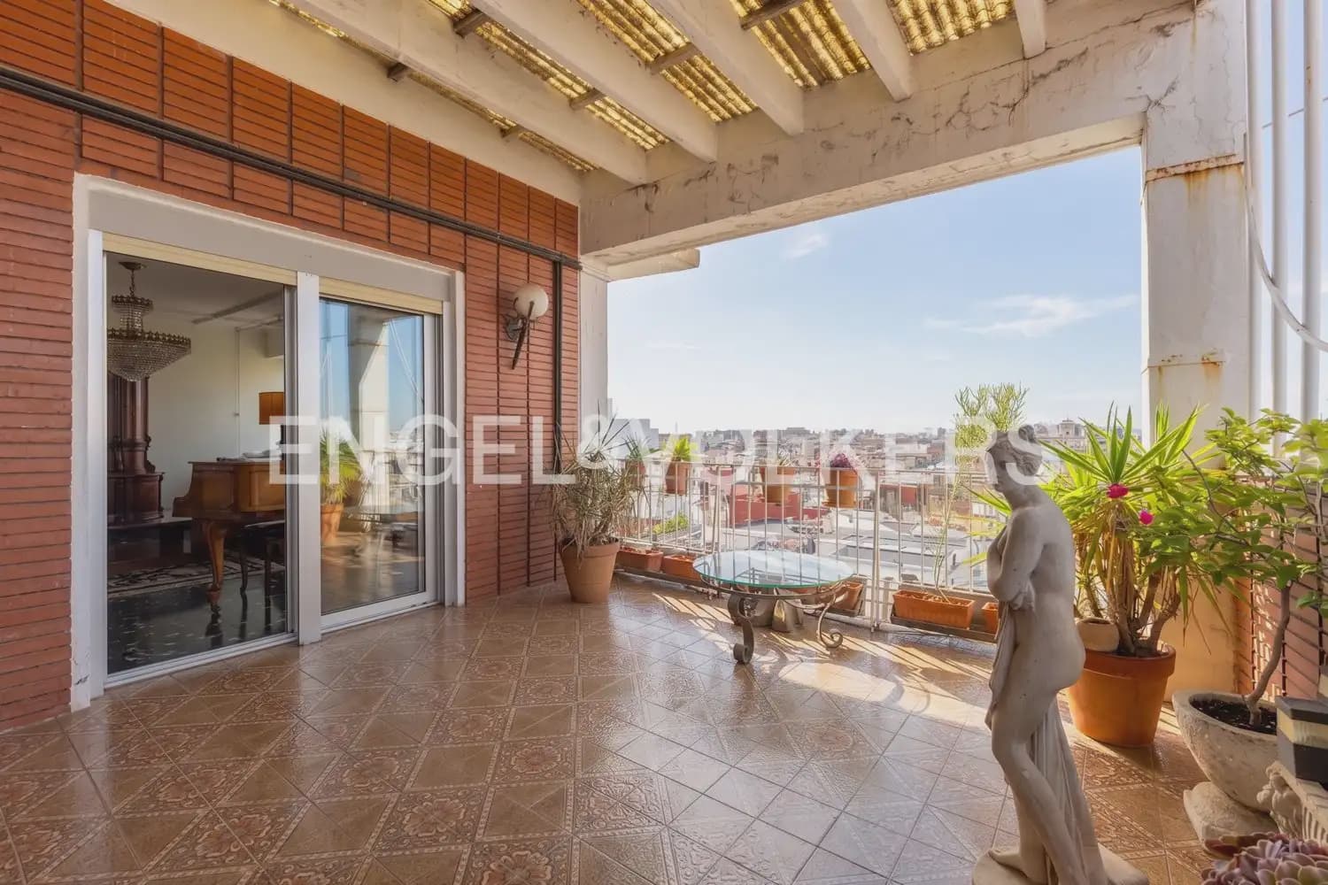 6 soverom Penthouse til salgs i Valencia by med garasje - € 1 750 000 (Ref: 9977830)