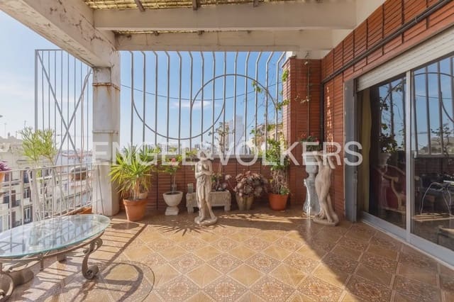 6 soverom Penthouse til salgs i La Gran Via, Valencia by med garasje - € 1 750 000 (Ref: 9977830)