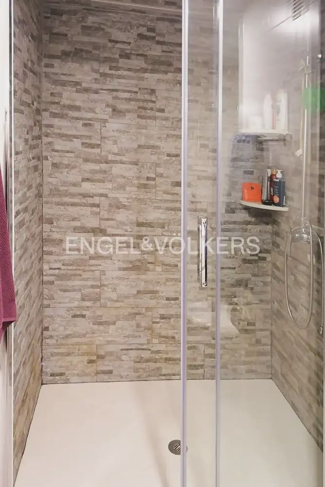 3 bedroom Flat for rent in Valencia city - € 1,400 (Ref: 9977946)