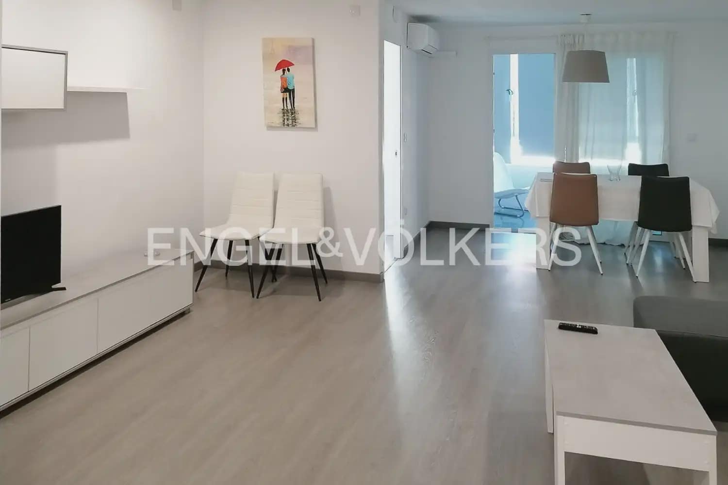 3 bedroom Flat for rent in Valencia city - € 1,400 (Ref: 9977946)