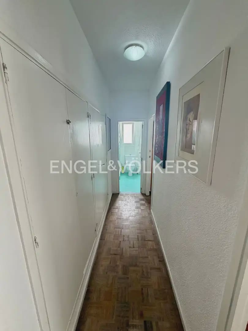 4 soveværelse Lejlighed til leje i Valencia by - € 1.750 (Ref: 9977947)