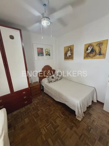 4 soveværelse Lejlighed til leje i Ciutat Universitaria, Valencia by - € 1.750 (Ref: 9977947)