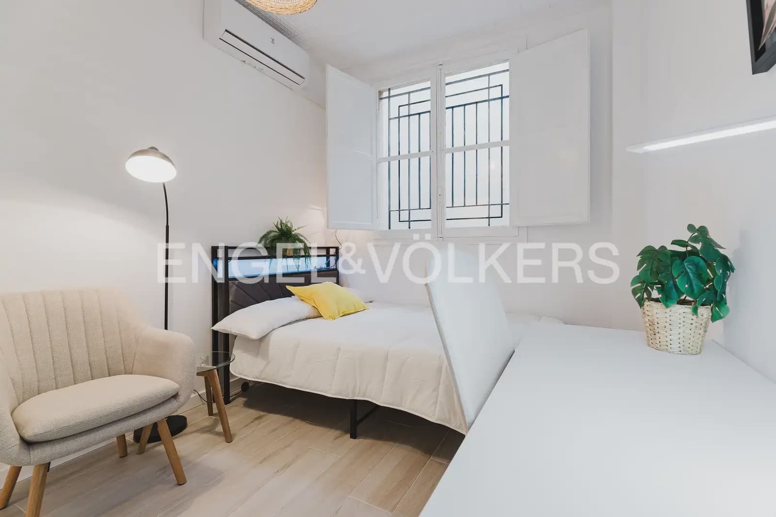 4 Zimmer Wohnung zu vermieten in Valencia Stadt - 2.000 € (Ref: 9978007)