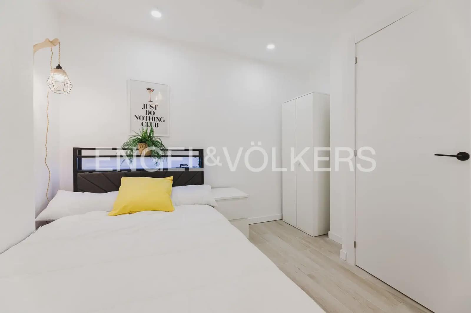 4 Zimmer Wohnung zu vermieten in Valencia Stadt - 2.000 € (Ref: 9978007)