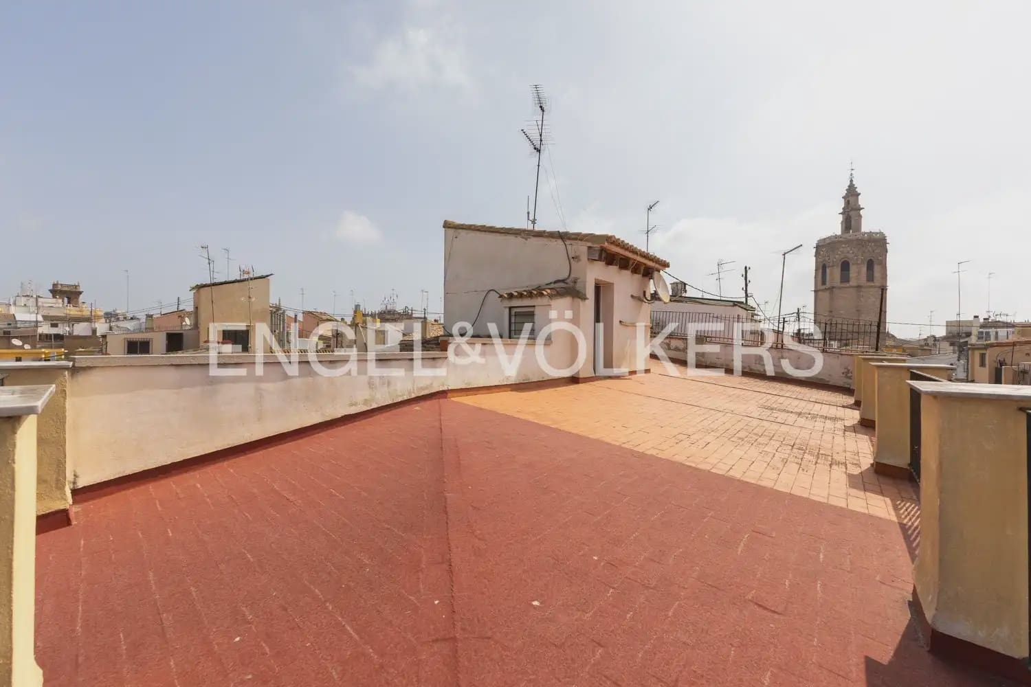 3 slaapkamer Flat te koop in Valencia stad - € 535.000 (Ref: 9978009)