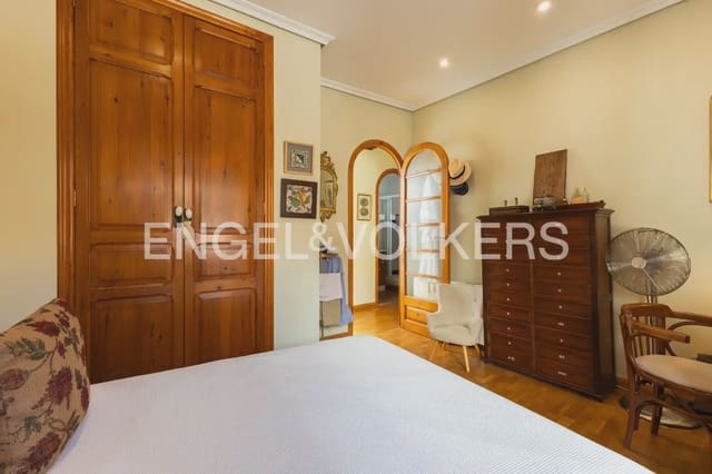 3 slaapkamer Flat te koop in La Seu, Valencia stad - € 535.000 (Ref: 9978009)