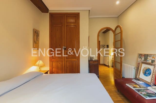 3 slaapkamer Flat te koop in La Seu, Valencia stad - € 535.000 (Ref: 9978009)