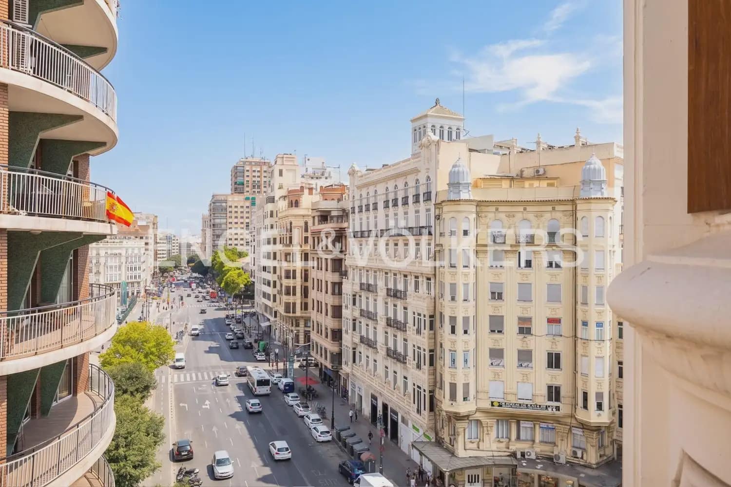 3 bedroom Flat for rent in Valencia city - € 2,300 (Ref: 9978010)