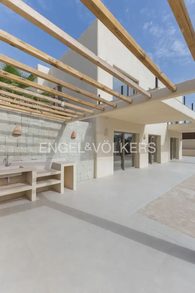 4 soverom Villa til salgs i Javea / Xabia med svømmebasseng garasje - € 1 800 000 (Ref: 9978011)