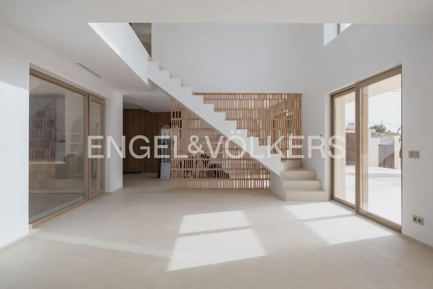 4 soverom Villa til salgs i Javea / Xabia med svømmebasseng garasje - € 1 800 000 (Ref: 9978011)