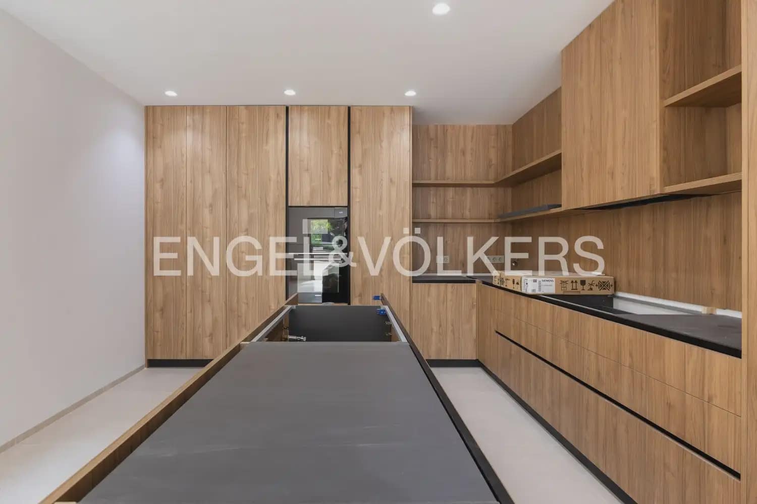 4 soverom Villa til salgs i Javea / Xabia med svømmebasseng garasje - € 1 800 000 (Ref: 9978011)