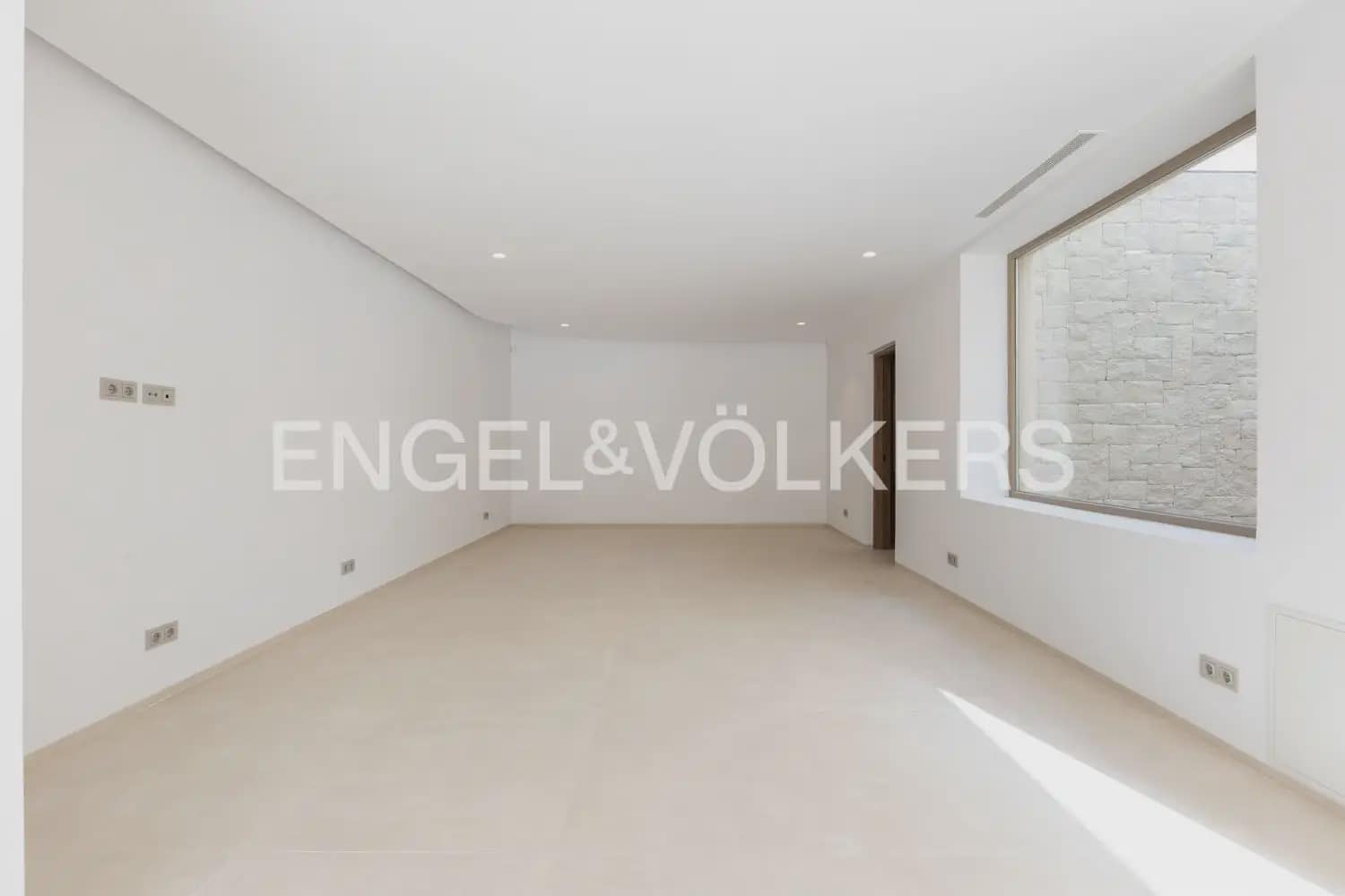 4 soverom Villa til salgs i Javea / Xabia med svømmebasseng garasje - € 1 800 000 (Ref: 9978011)