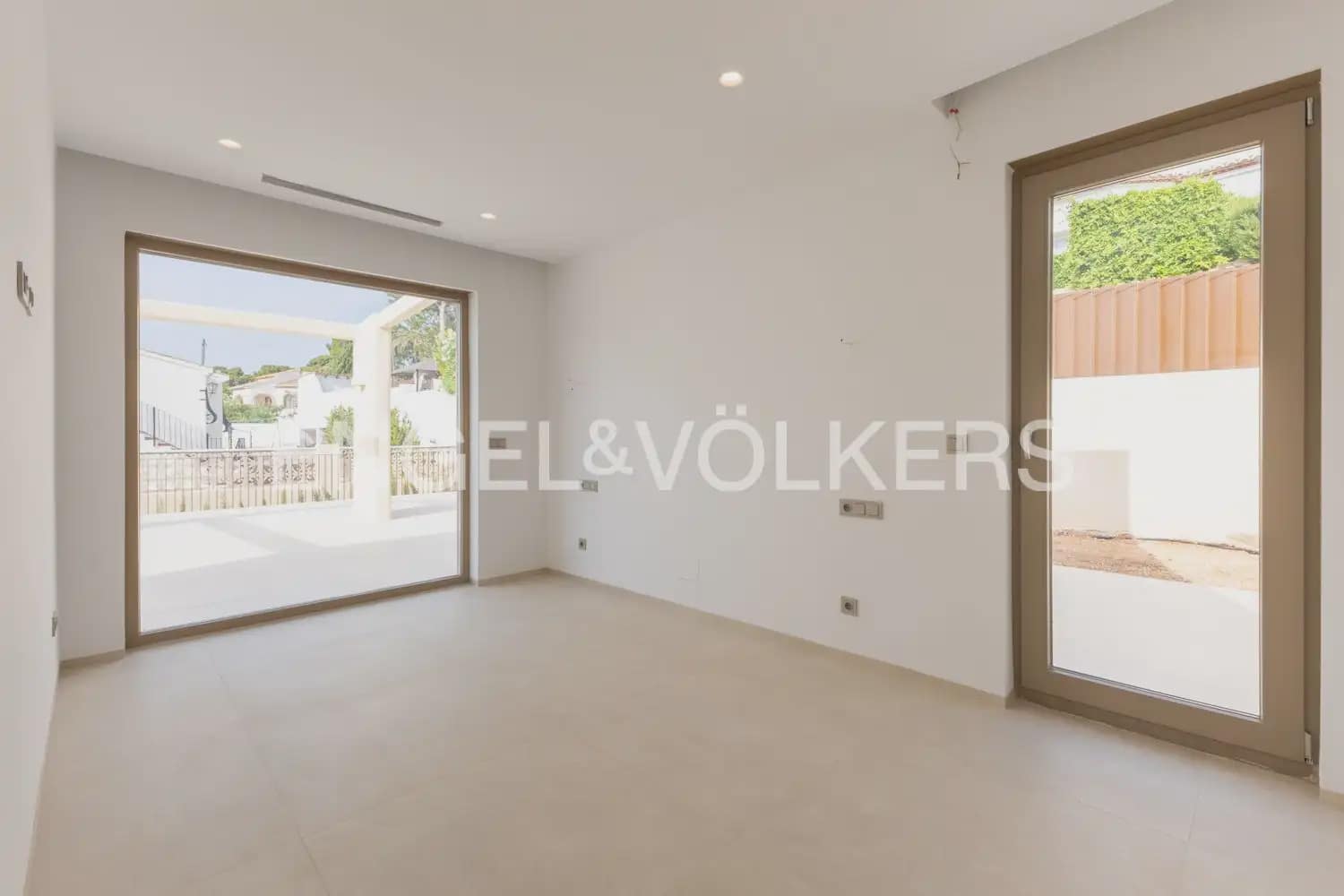 4 soverom Villa til salgs i Javea / Xabia med svømmebasseng garasje - € 1 800 000 (Ref: 9978011)