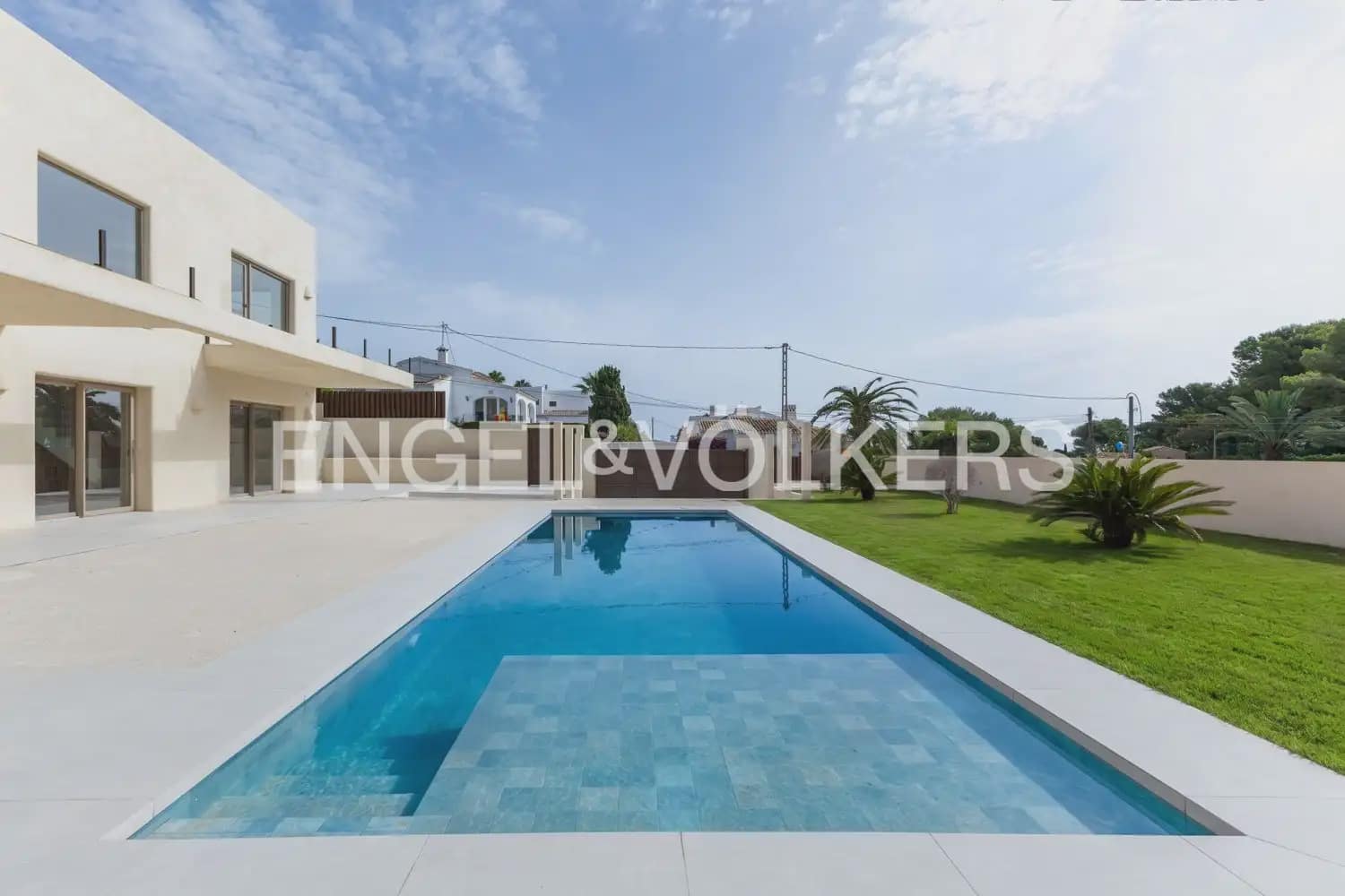 4 soverom Villa til salgs i Javea / Xabia med svømmebasseng garasje - € 1 800 000 (Ref: 9978011)