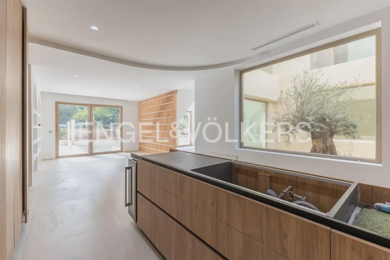 4 soverom Villa til salgs i Javea / Xabia med svømmebasseng garasje - € 1 800 000 (Ref: 9978011)