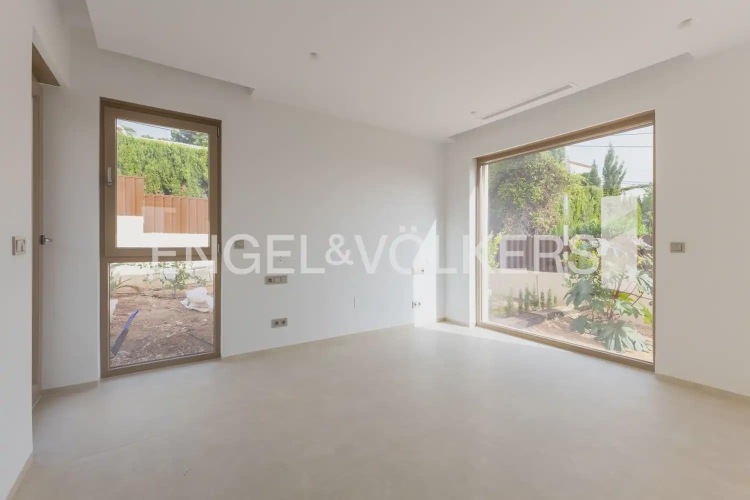 4 soverom Villa til salgs i Javea / Xabia med svømmebasseng garasje - € 1 800 000 (Ref: 9978011)
