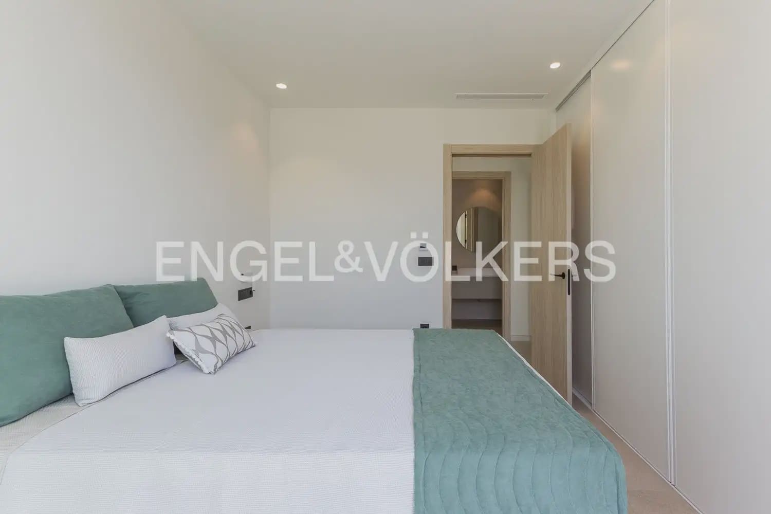 3 sypialnia Willa na sprzedaż w Javea / Xabia z basenem garażem - 1 600 000 € (Ref: 9978012)