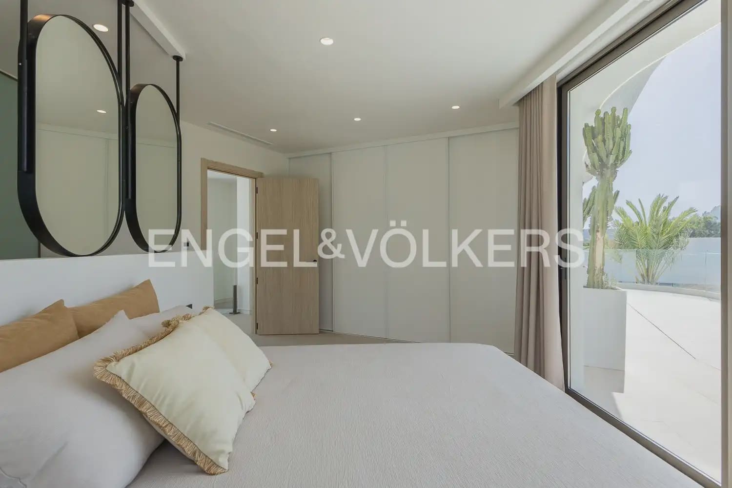 3 sypialnia Willa na sprzedaż w Javea / Xabia z basenem garażem - 1 600 000 € (Ref: 9978012)