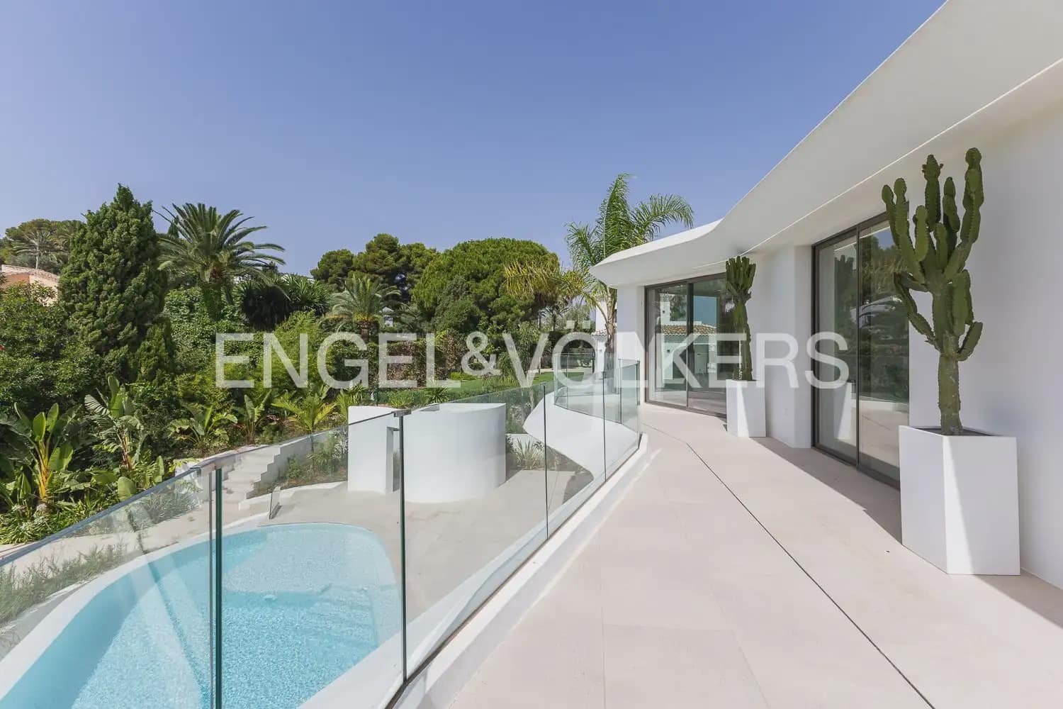 3 sypialnia Willa na sprzedaż w Javea / Xabia z basenem garażem - 1 600 000 € (Ref: 9978012)