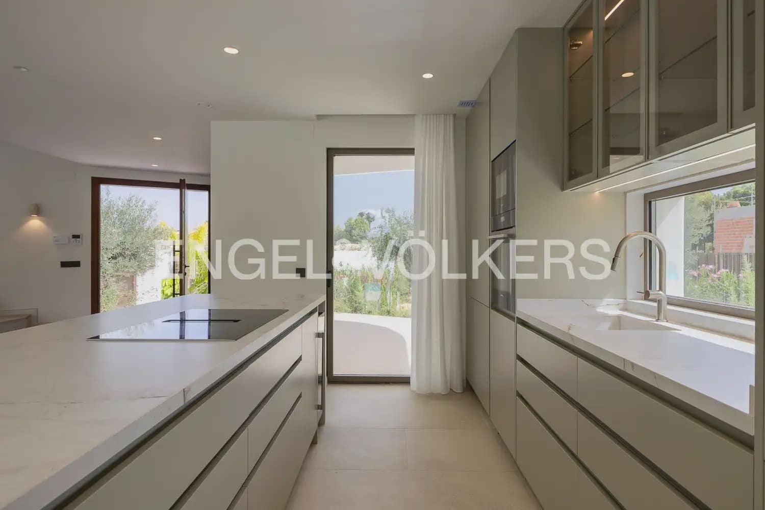 3 sypialnia Willa na sprzedaż w Javea / Xabia z basenem garażem - 1 600 000 € (Ref: 9978012)