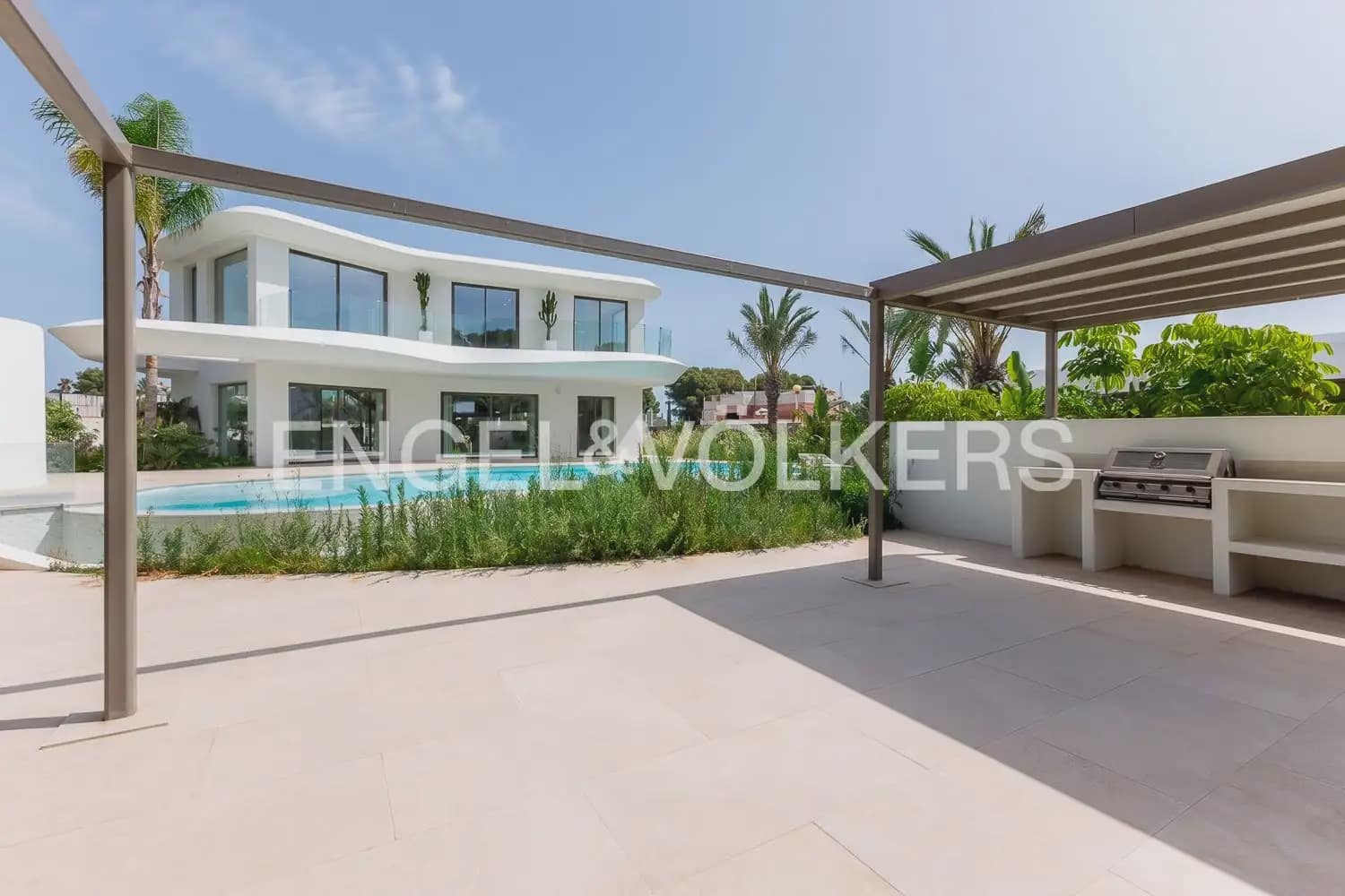 3 sypialnia Willa na sprzedaż w Javea / Xabia z basenem garażem - 1 600 000 € (Ref: 9978012)