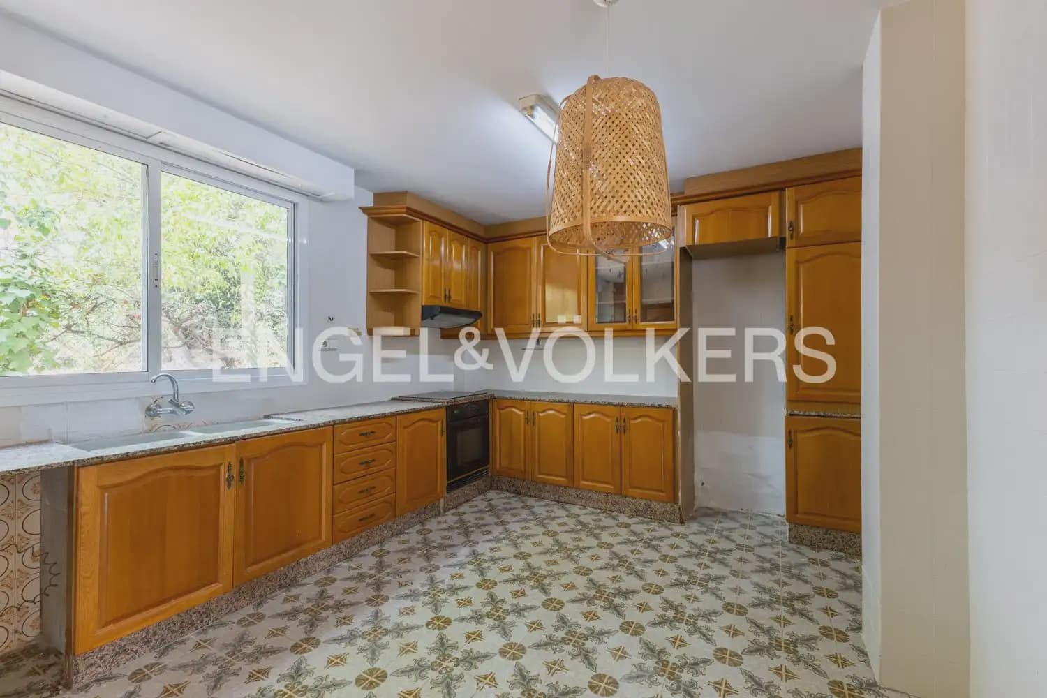 4 sypialnia Willa na sprzedaż w Paterna z basenem garażem - 669 000 € (Ref: 9978014)