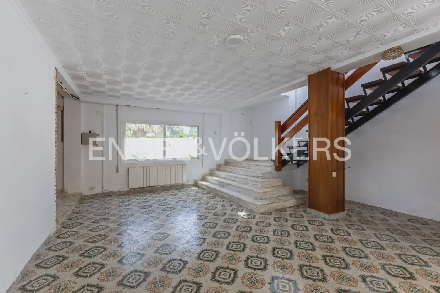 4 sypialnia Willa na sprzedaż w Paterna z basenem garażem - 669 000 € (Ref: 9978014)