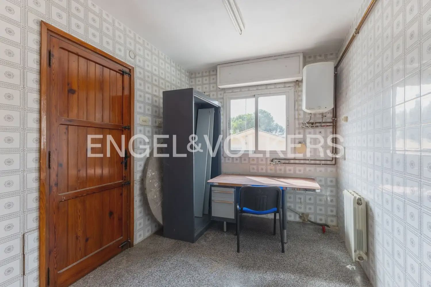 4 sypialnia Willa na sprzedaż w Paterna z basenem garażem - 669 000 € (Ref: 9978014)