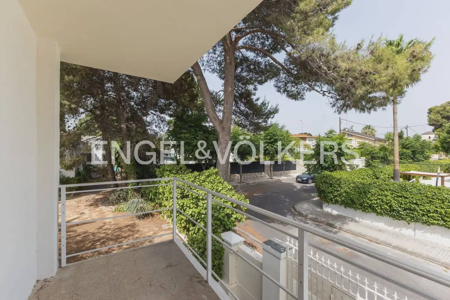 4 sypialnia Willa na sprzedaż w Paterna z basenem garażem - 669 000 € (Ref: 9978014)