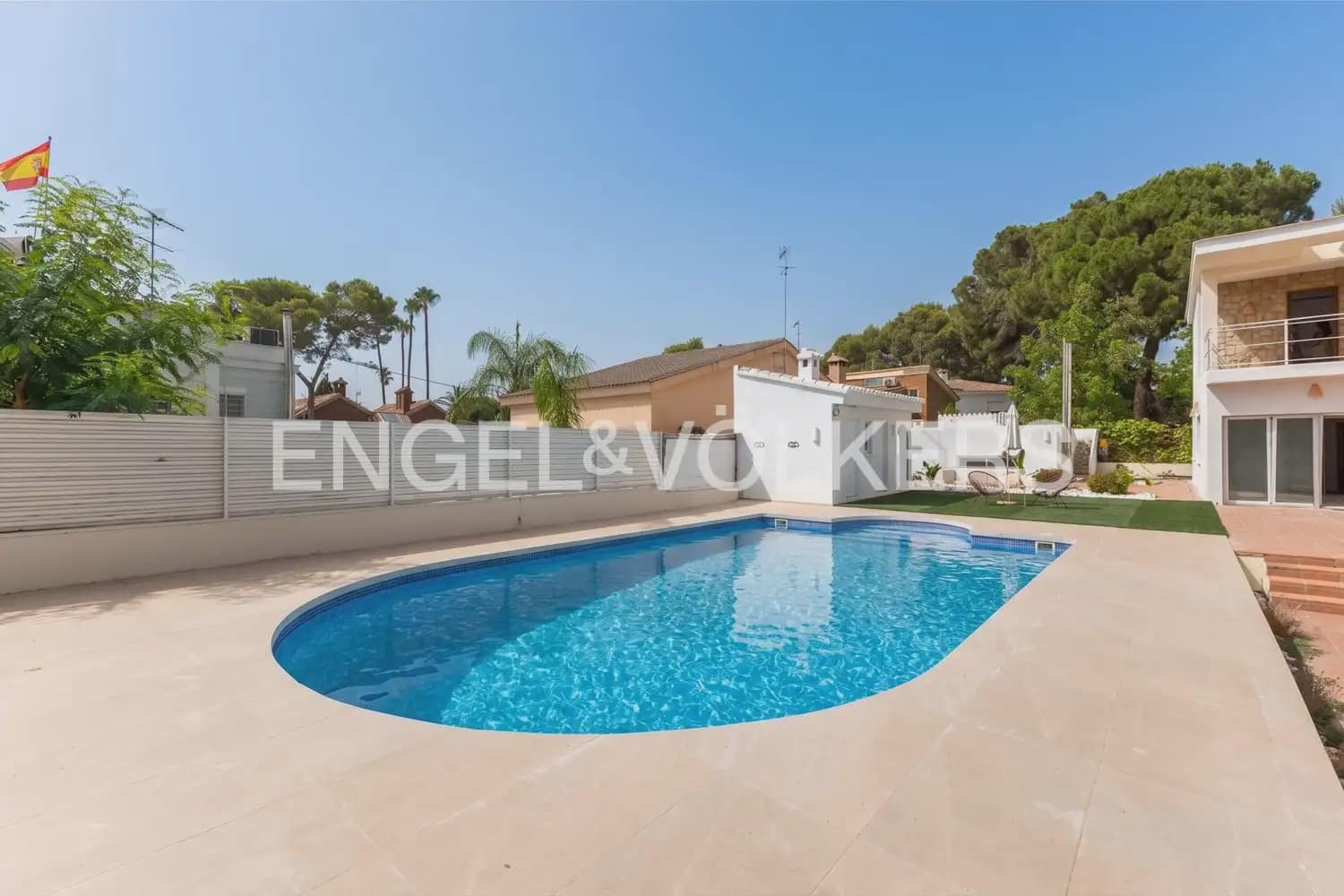 4 sypialnia Willa na sprzedaż w Paterna z basenem garażem - 669 000 € (Ref: 9978014)