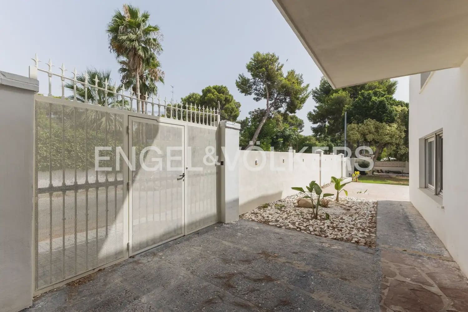4 sypialnia Willa na sprzedaż w Paterna z basenem garażem - 669 000 € (Ref: 9978014)