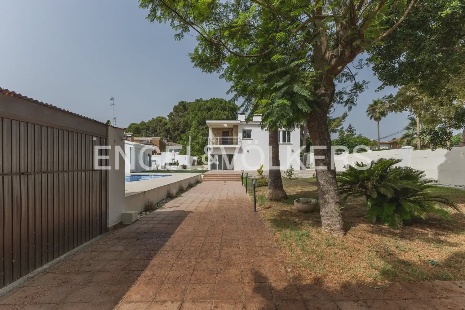 4 sypialnia Willa na sprzedaż w Paterna z basenem garażem - 669 000 € (Ref: 9978014)