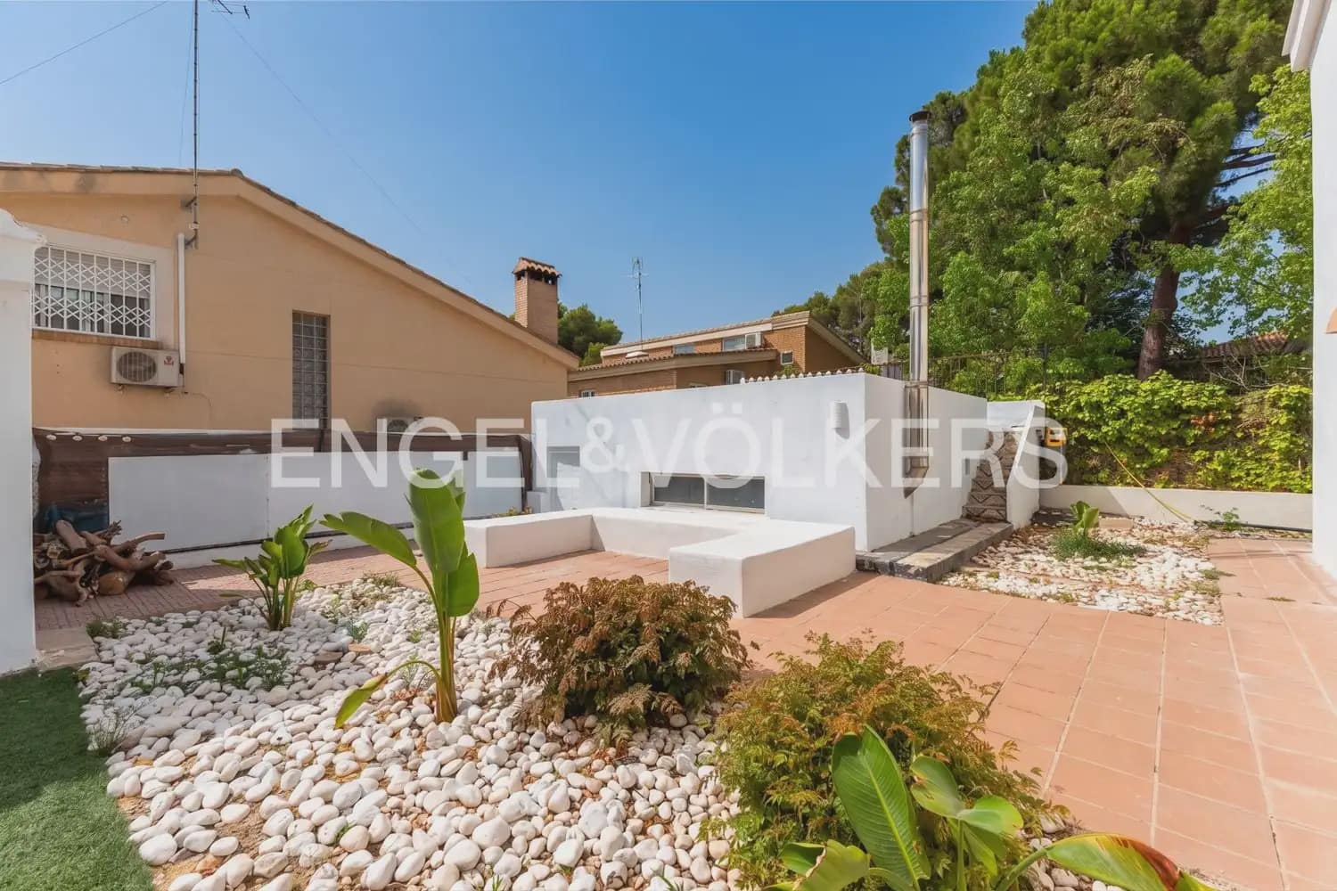 4 sypialnia Willa na sprzedaż w Paterna z basenem garażem - 669 000 € (Ref: 9978014)