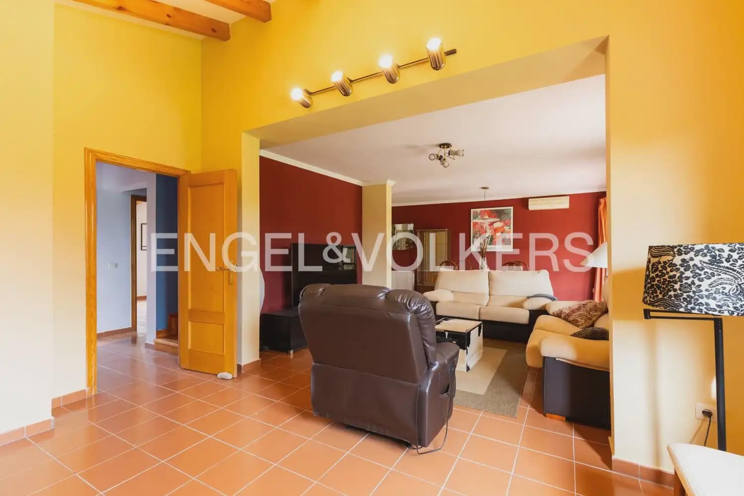 Pareado de 3 habitaciones en Riba-roja de Túria en venta con piscina garaje - 475.000 € (Ref: 9978048)