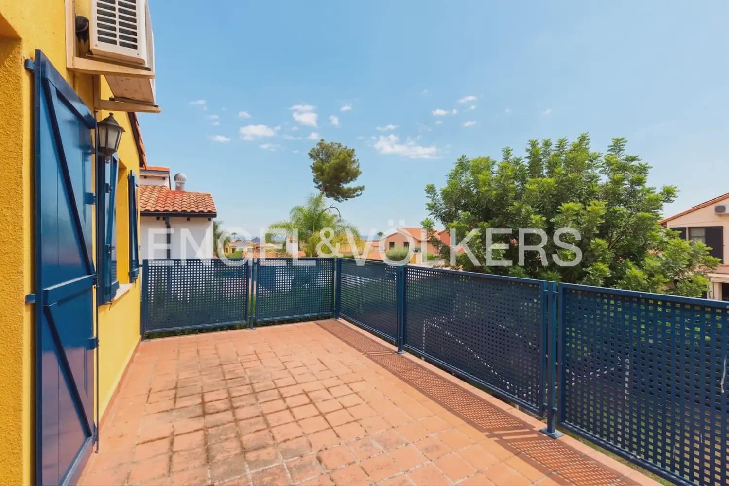 Pareado de 3 habitaciones en Riba-roja de Túria en venta con piscina garaje - 475.000 € (Ref: 9978048)