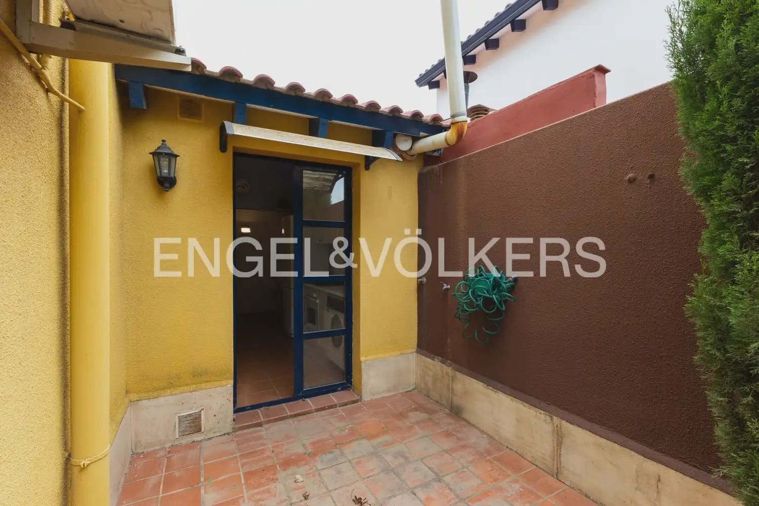 Pareado de 3 habitaciones en Riba-roja de Túria en venta con piscina garaje - 475.000 € (Ref: 9978048)