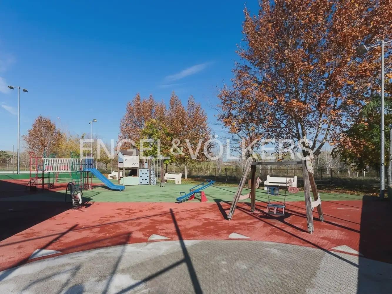 Pareado de 3 habitaciones en Riba-roja de Túria en venta con piscina garaje - 475.000 € (Ref: 9978048)