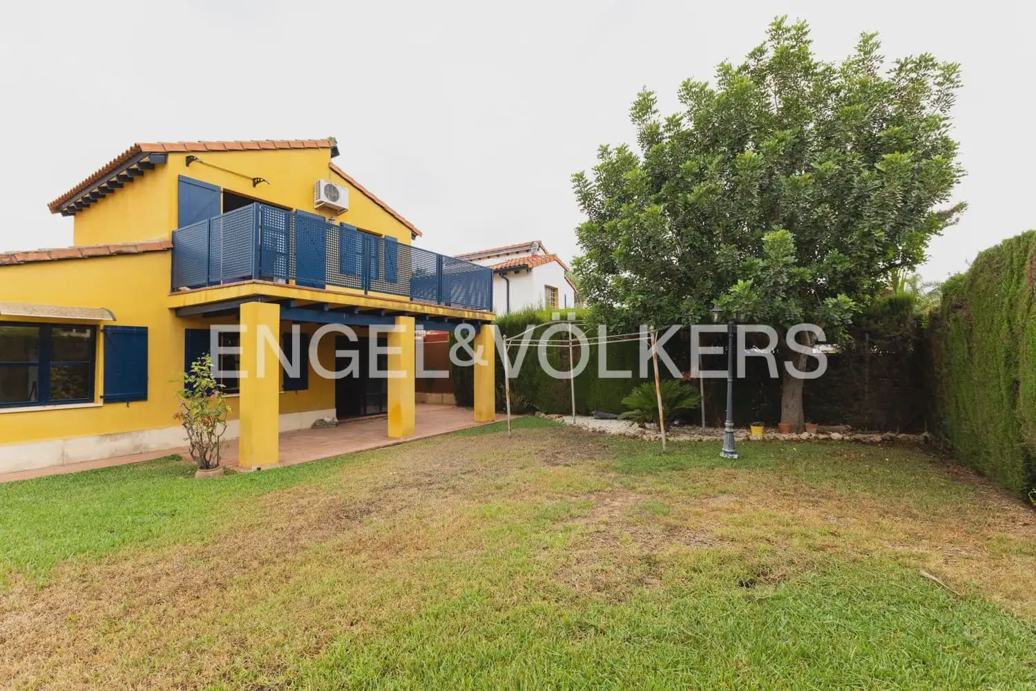 Pareado de 3 habitaciones en Riba-roja de Túria en venta con piscina garaje - 475.000 € (Ref: 9978048)