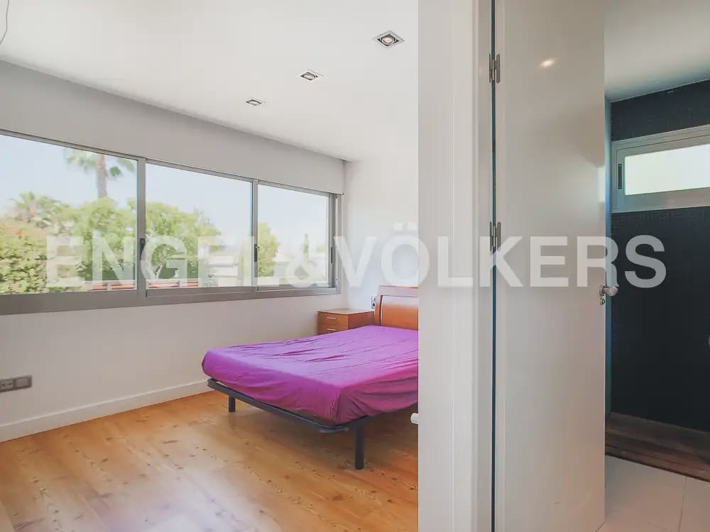 5 soveværelse Villa til leje i Betera med swimmingpool garage - € 5.500 (Ref: 9980525)