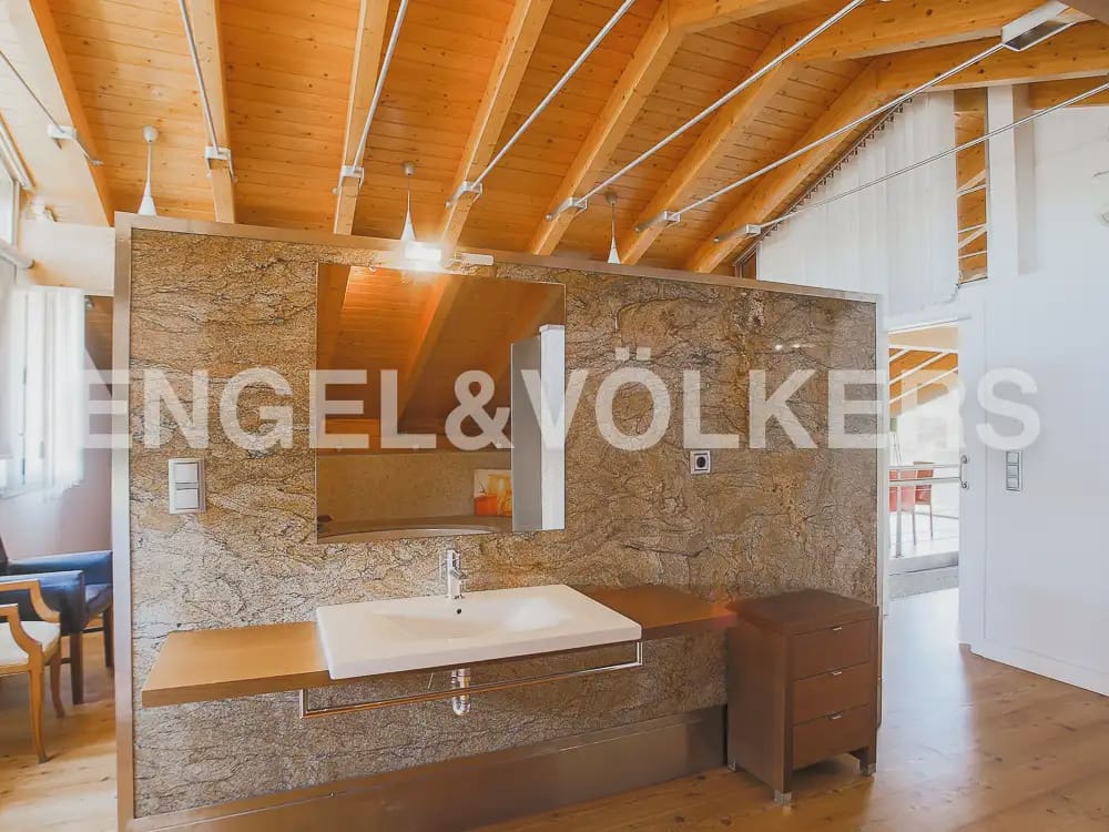 5 soveværelse Villa til leje i Betera med swimmingpool garage - € 5.500 (Ref: 9980525)