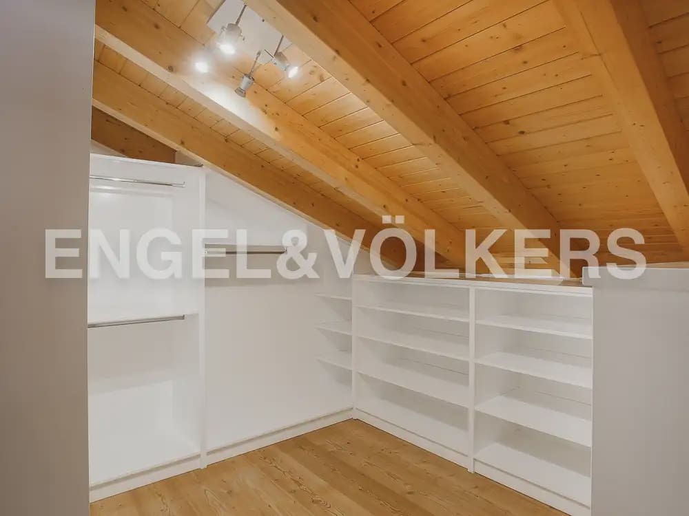 5 soveværelse Villa til leje i Betera med swimmingpool garage - € 5.500 (Ref: 9980525)