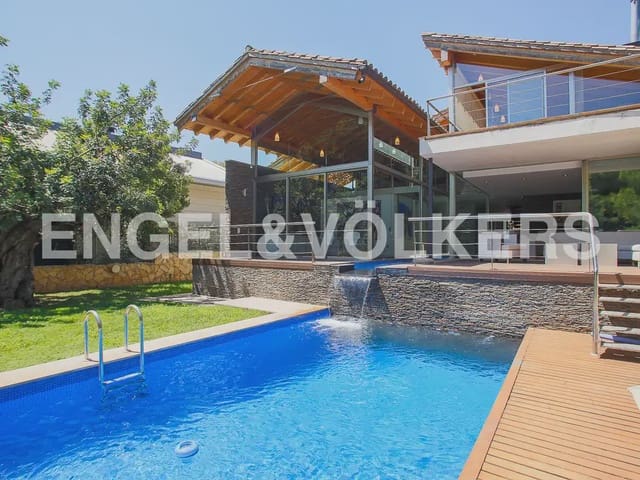 5 soverom Villa til leie i Bétera med svømmebasseng garasje - € 5 500 (Ref: 9980525)