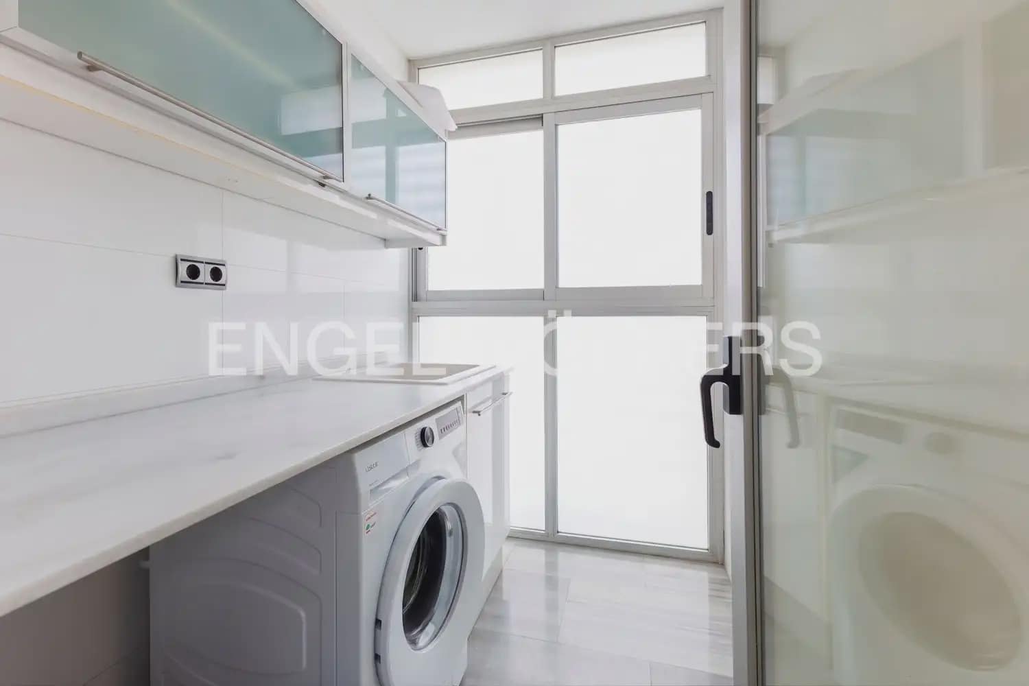 6 Zimmer Haus zu verkaufen in Massamagrell mit Garage - 565.000 € (Ref: 9981309)