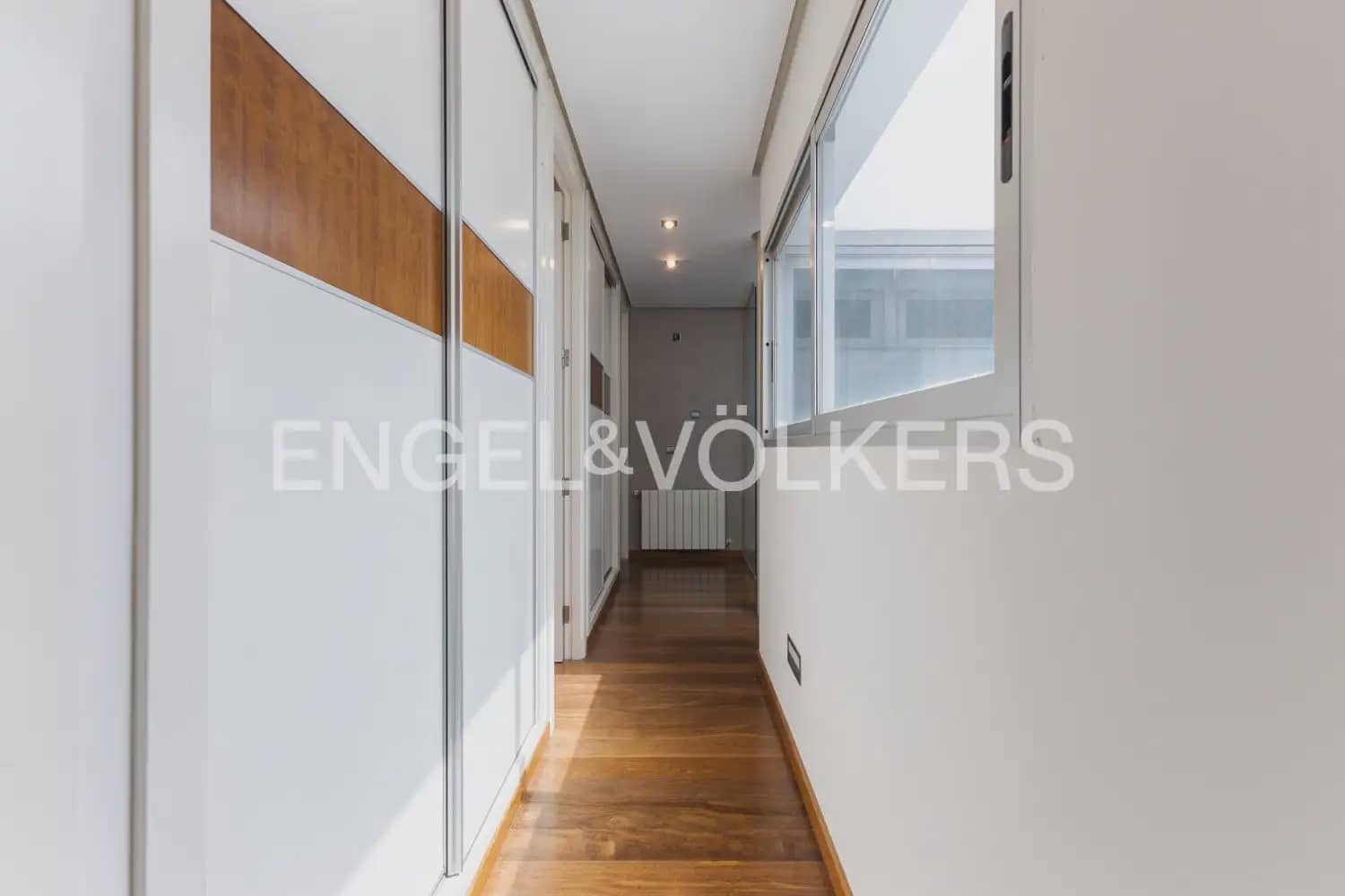 6 Zimmer Haus zu verkaufen in Massamagrell mit Garage - 565.000 € (Ref: 9981309)