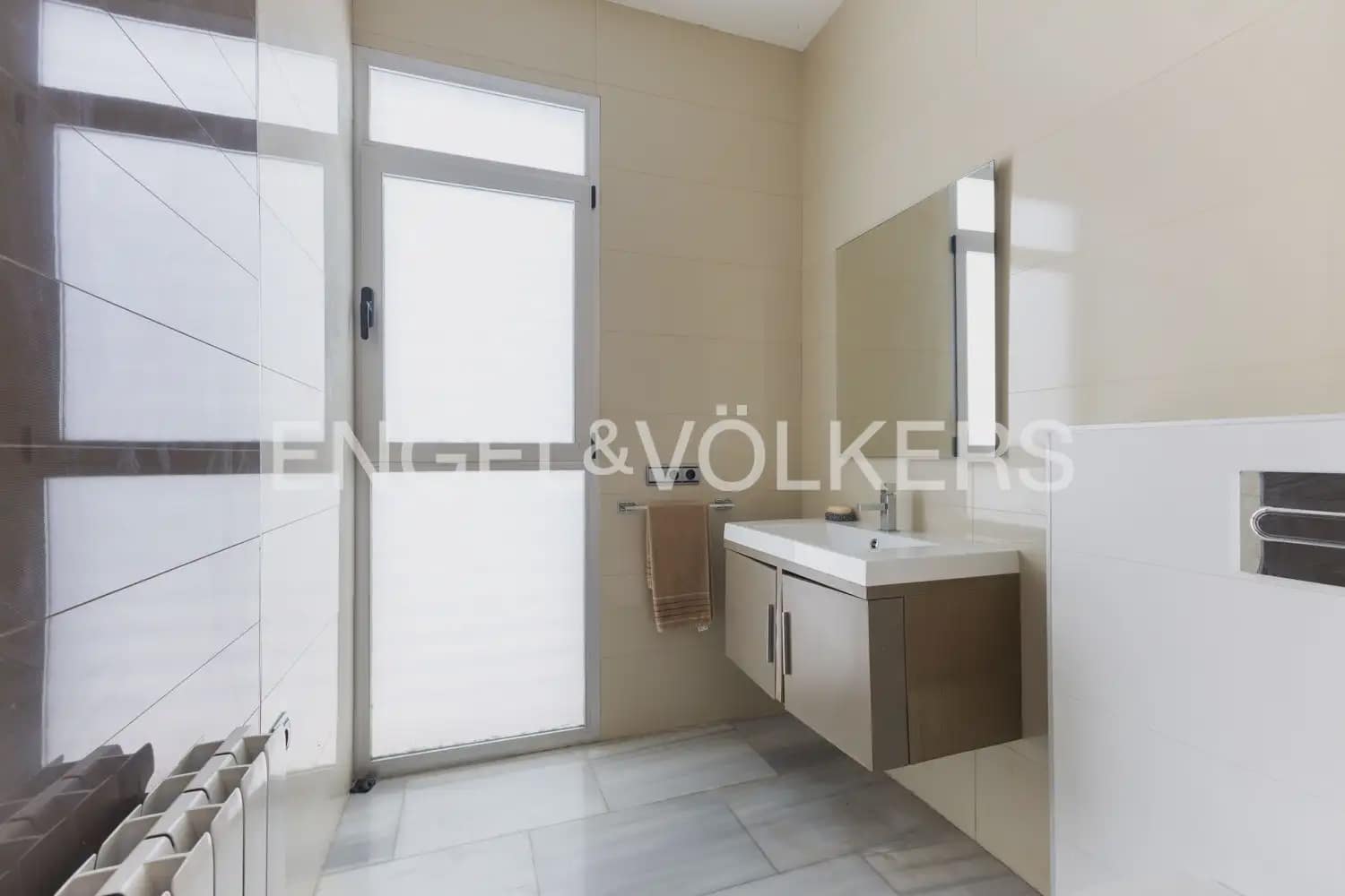 6 Zimmer Haus zu verkaufen in Massamagrell mit Garage - 565.000 € (Ref: 9981309)