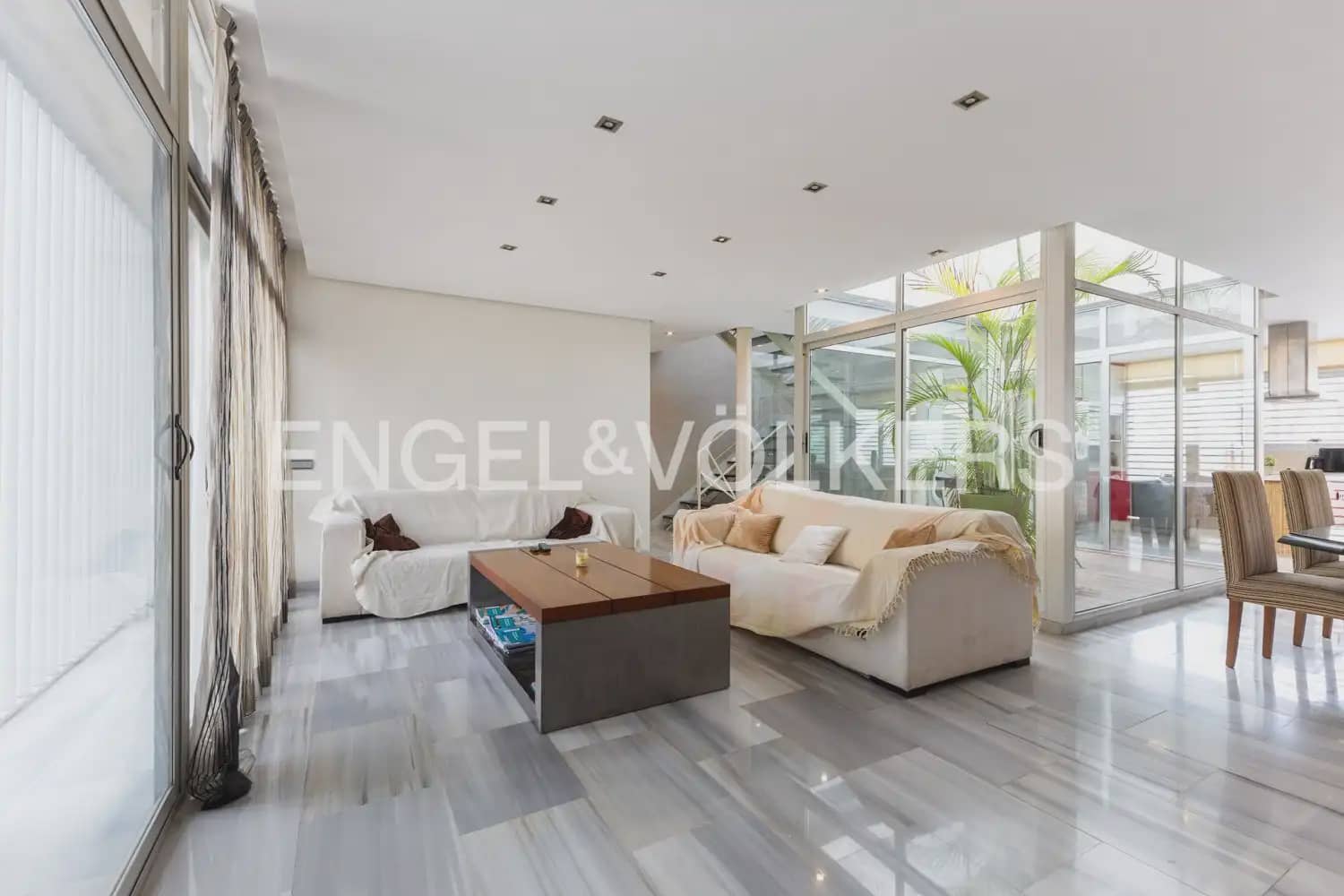 6 Zimmer Haus zu verkaufen in Massamagrell mit Garage - 565.000 € (Ref: 9981309)