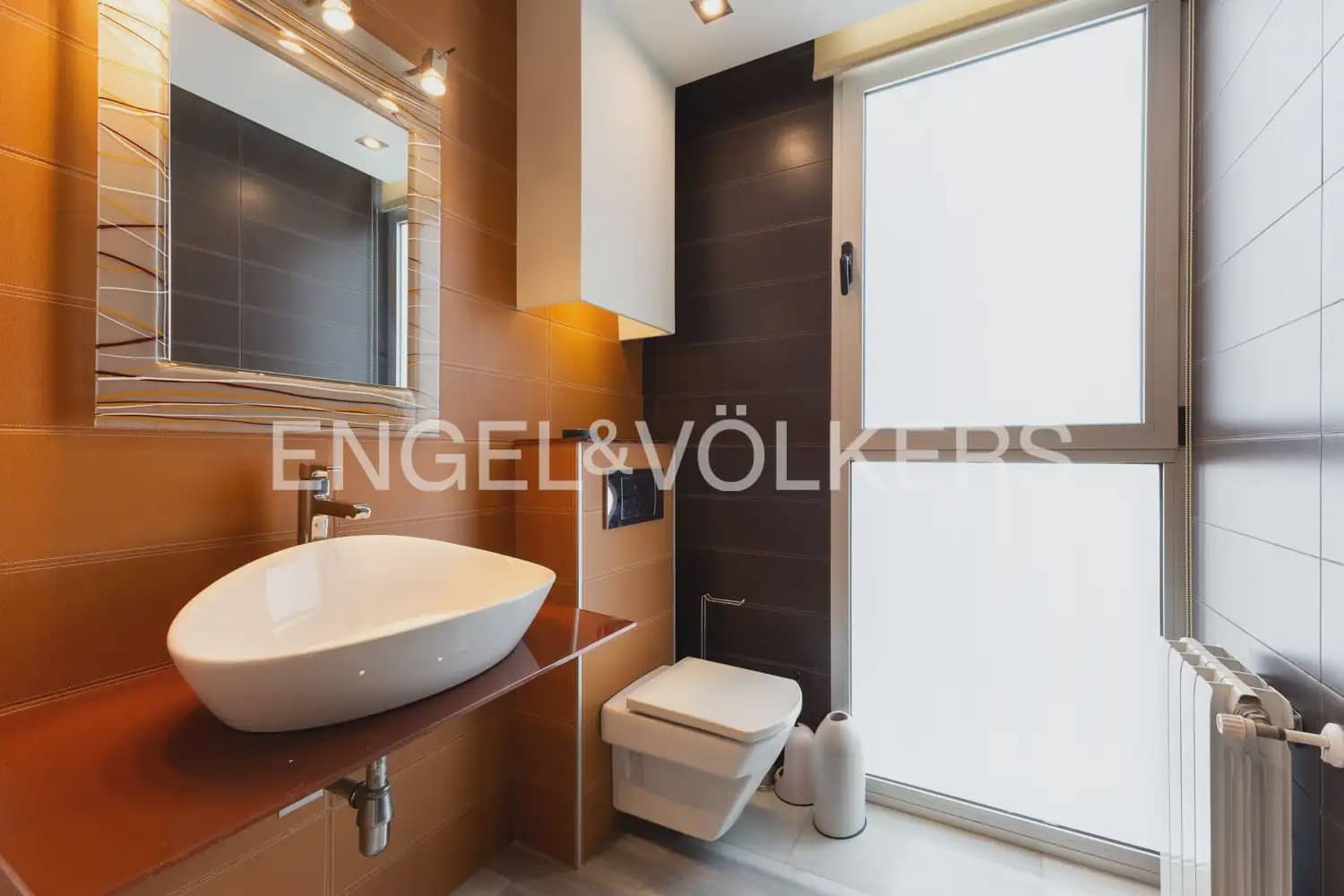6 Zimmer Haus zu verkaufen in Massamagrell mit Garage - 565.000 € (Ref: 9981309)