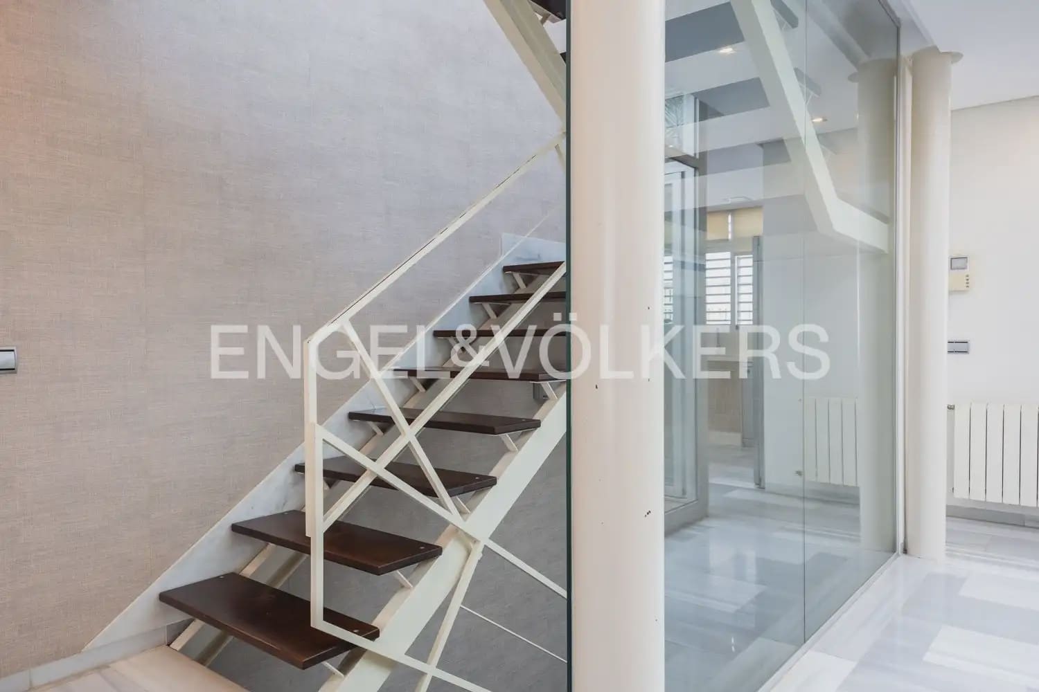 6 Zimmer Haus zu verkaufen in Massamagrell mit Garage - 565.000 € (Ref: 9981309)