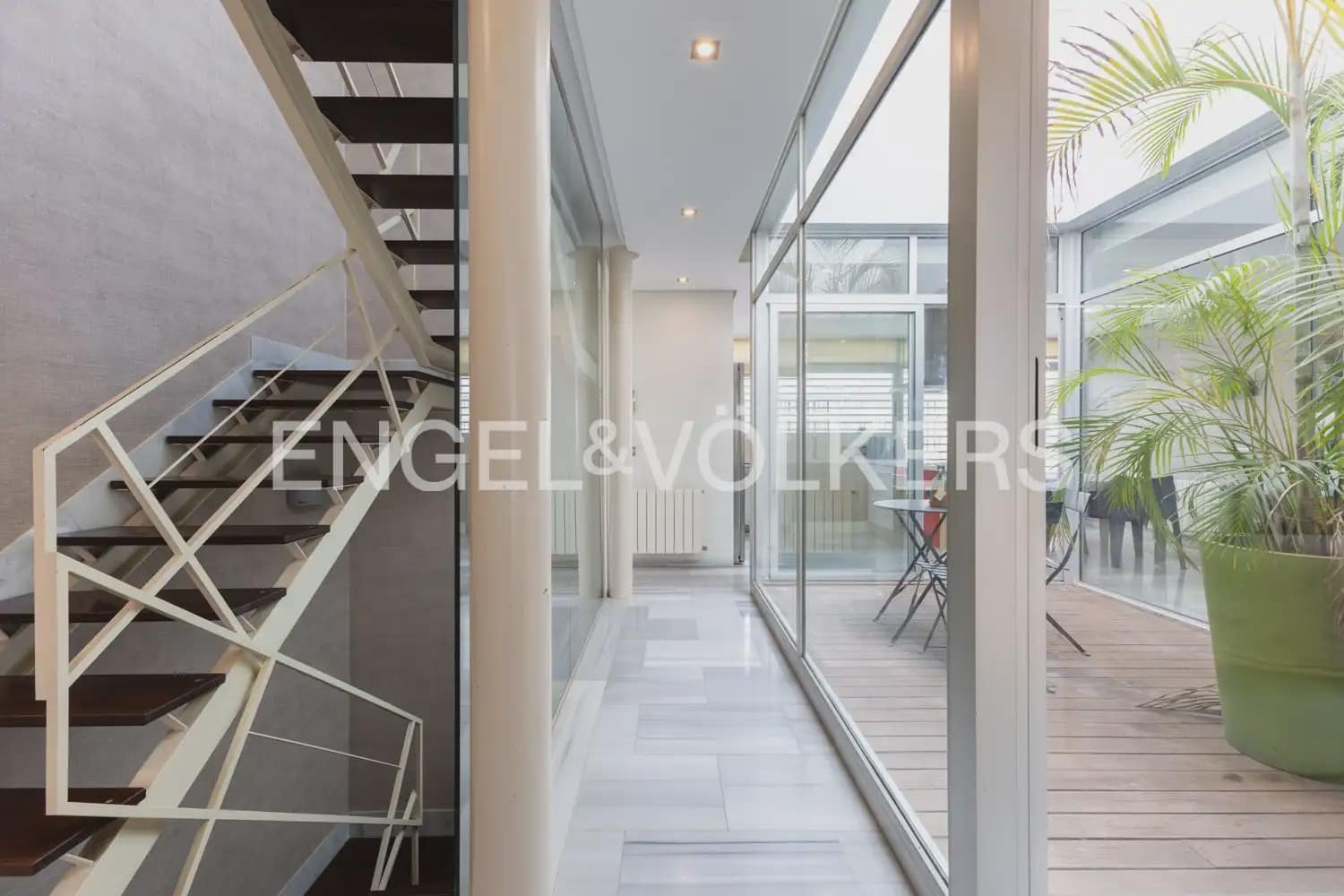 6 Zimmer Haus zu verkaufen in Massamagrell mit Garage - 565.000 € (Ref: 9981309)