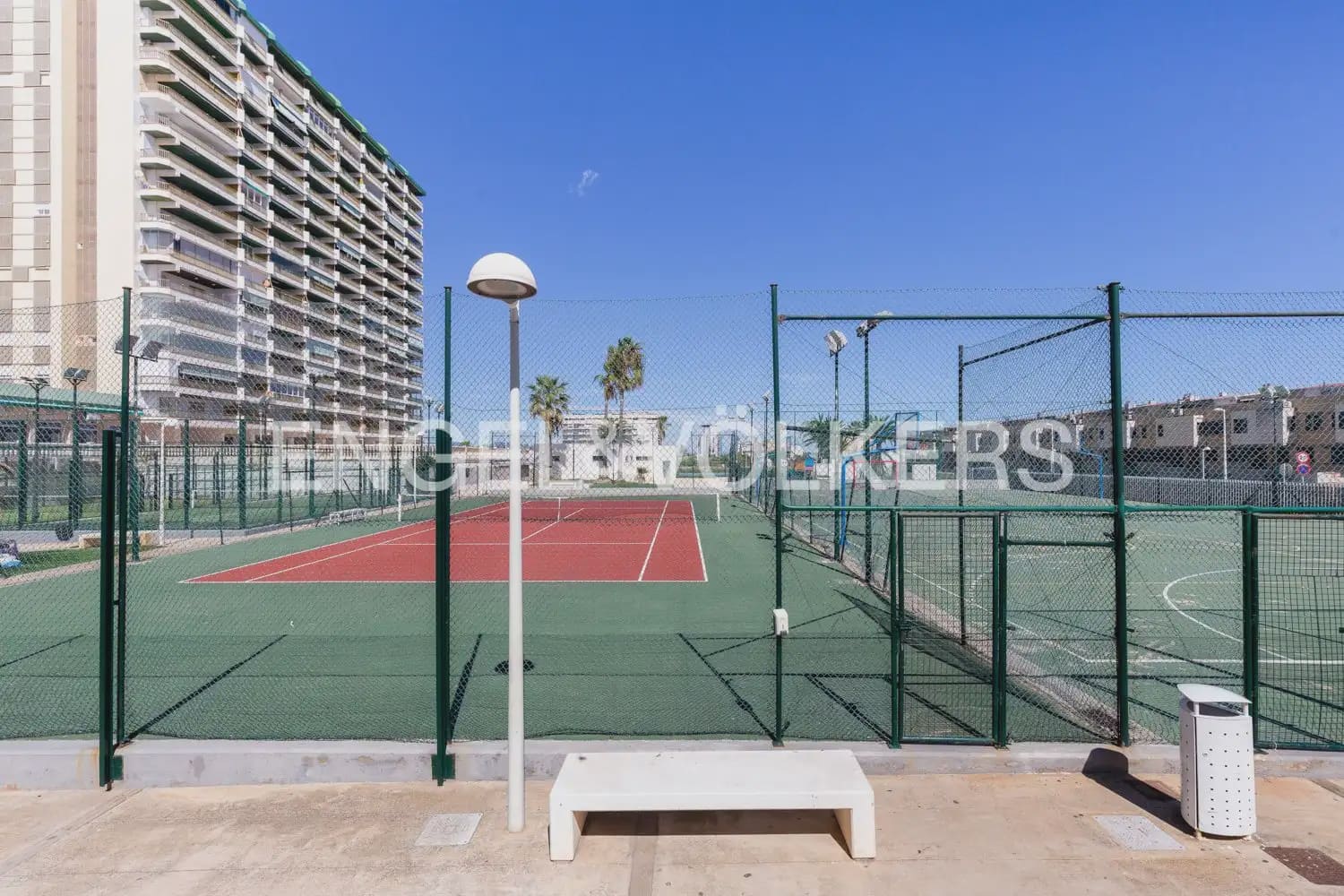 2 camera da letto Appartamento da affittare in Puig con piscina - 1.300 € (Rif: 9981537)